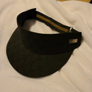 Black Gucci visor